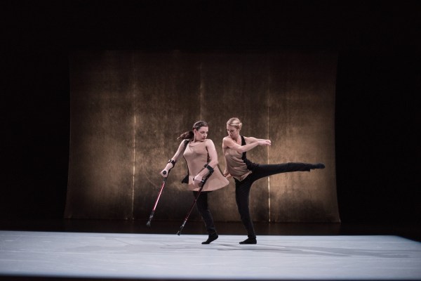 beheldWhitleyHugoGlendinning2015_05